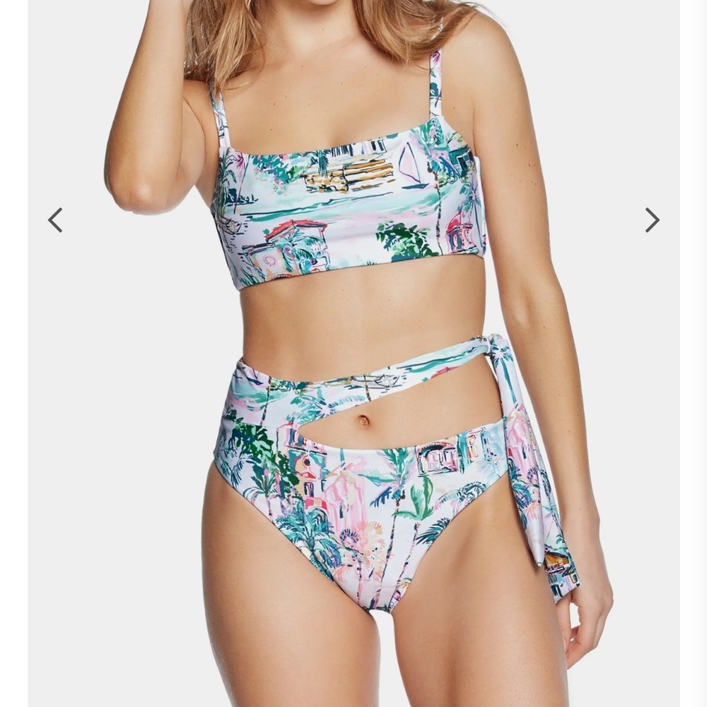 Phax Bikini